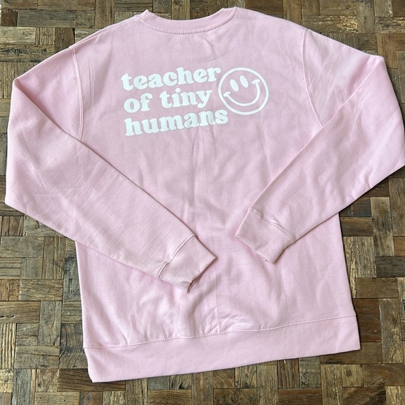 Girl Tribe Teacher Pink Crewneck Happy Face Sweatshirt Size Medium - Picture 8 of 9